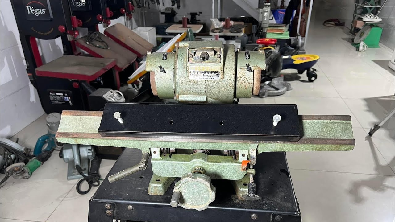 M&aacute;y m&agrave;i lưỡi b&agrave;o makita điện 100v gi&aacute; 6tr800 lh 0397250886