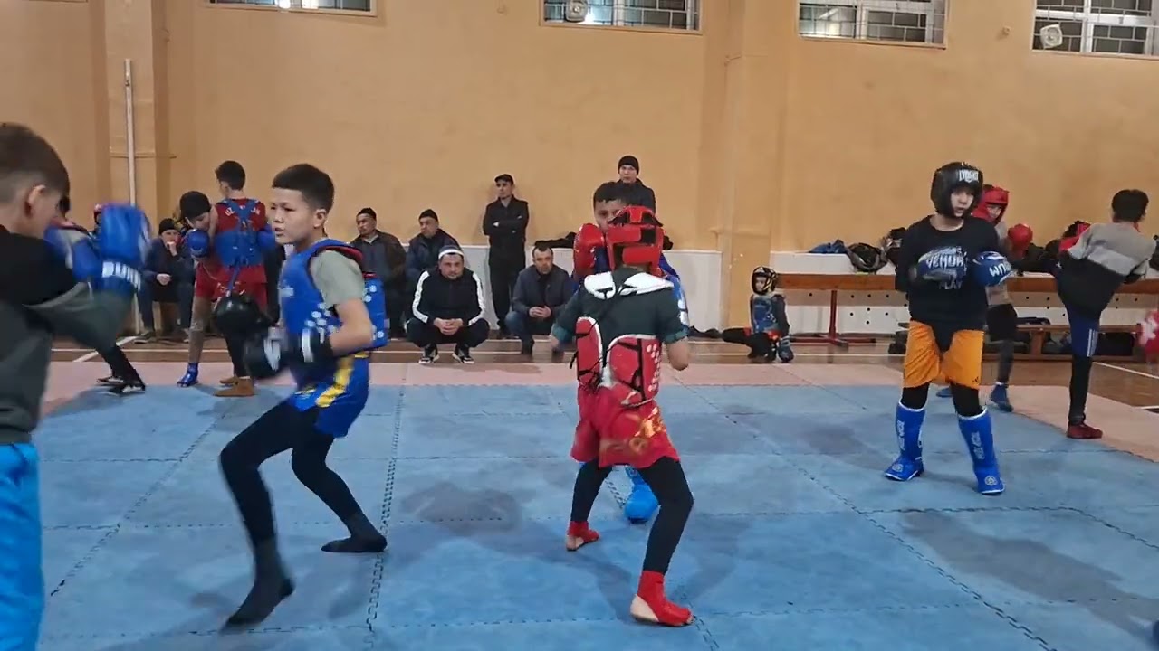 Хумо 🔴 1 пара Кикбоксёрга қарши