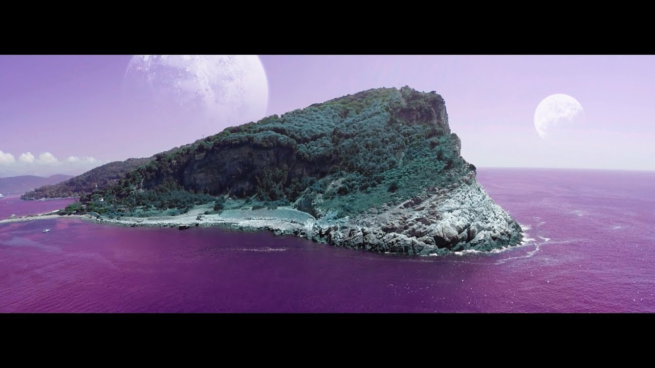 Sfera Ebbasta - Brutti Sogni (Prod. Charlie Charles)