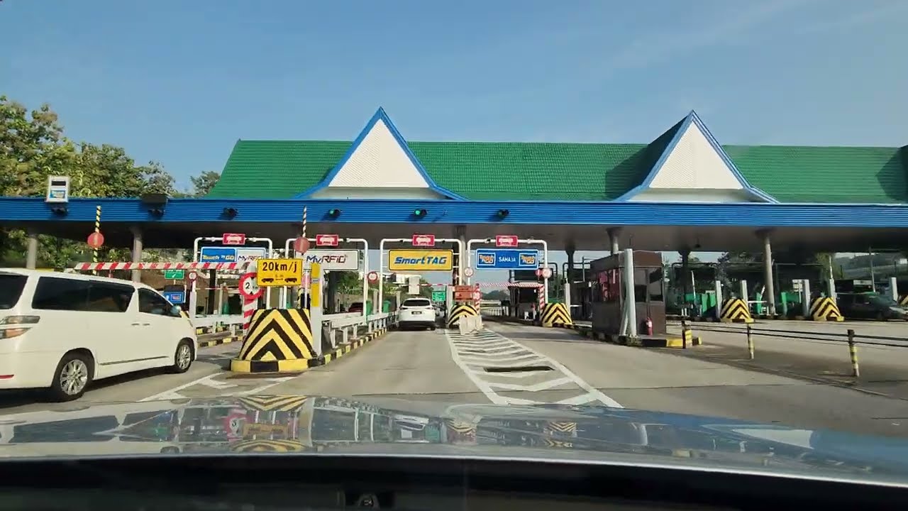 Drive on PLUS Expressway from Sungai Buloh Toll Selangor to Tanjung Malim Perak