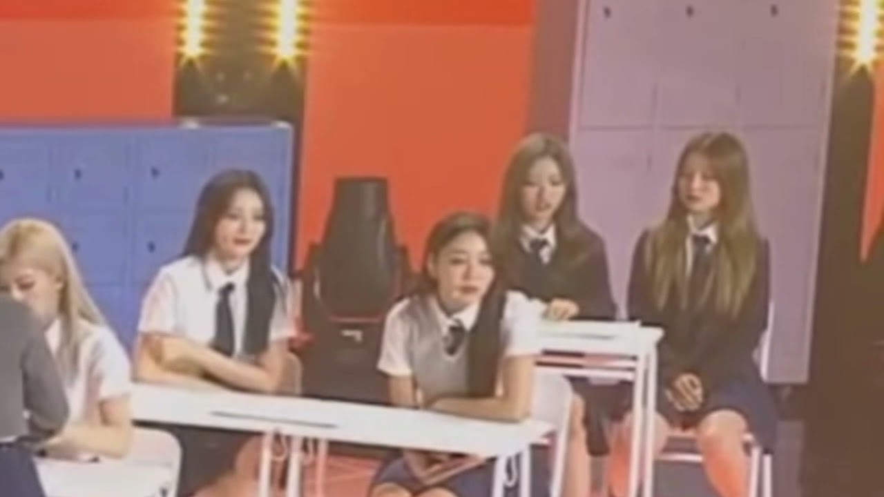olivia hye makes a paper plane and throws it at yves