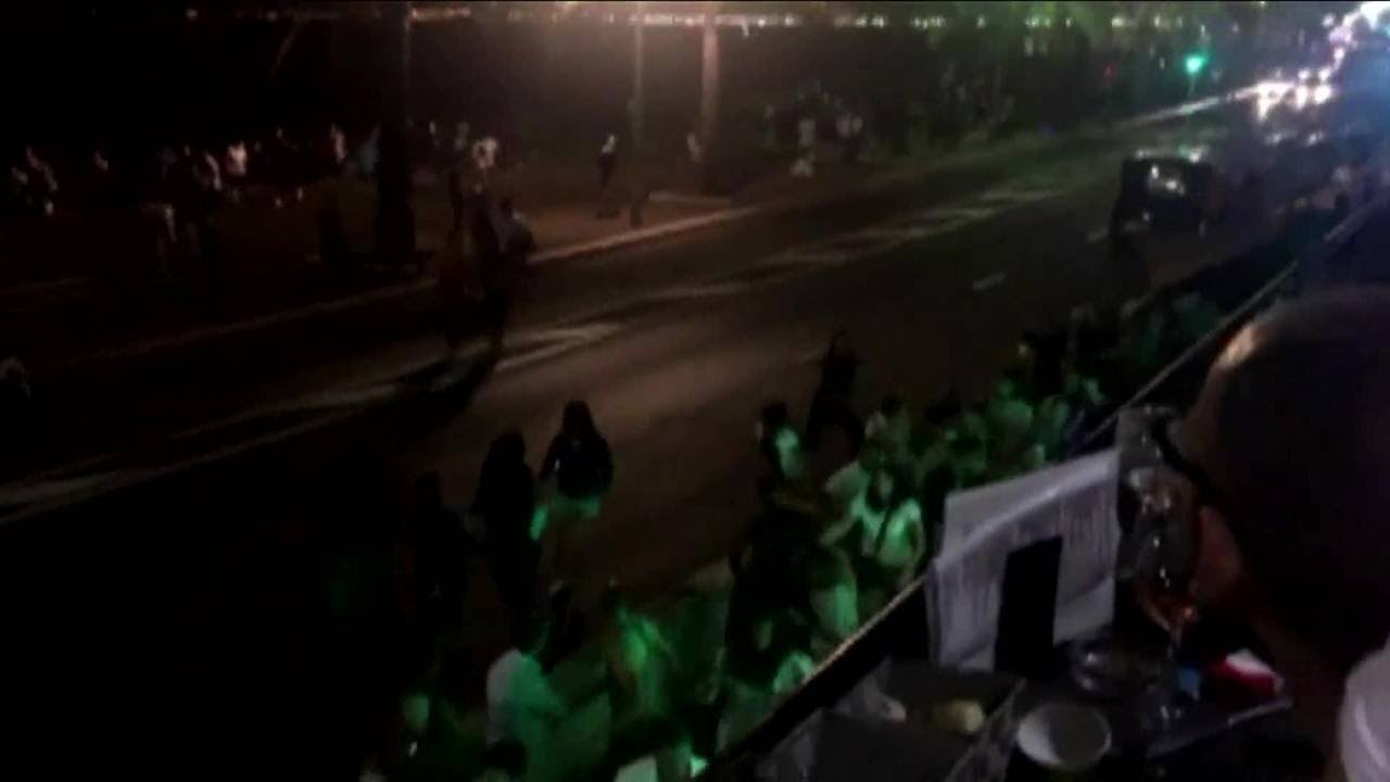 Video: People panickig in Nice, France after an attack leaves 77 dead