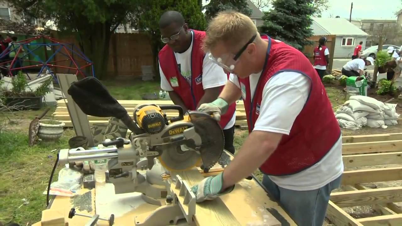 Lowe's Helps Rebuild A Brooklyn Neighborhood