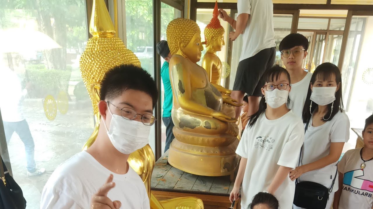 เด็กซ่อมพระ วัดลาดสนุ่น EP.11 พาเด็กพิเศษมาปิดทอง 2