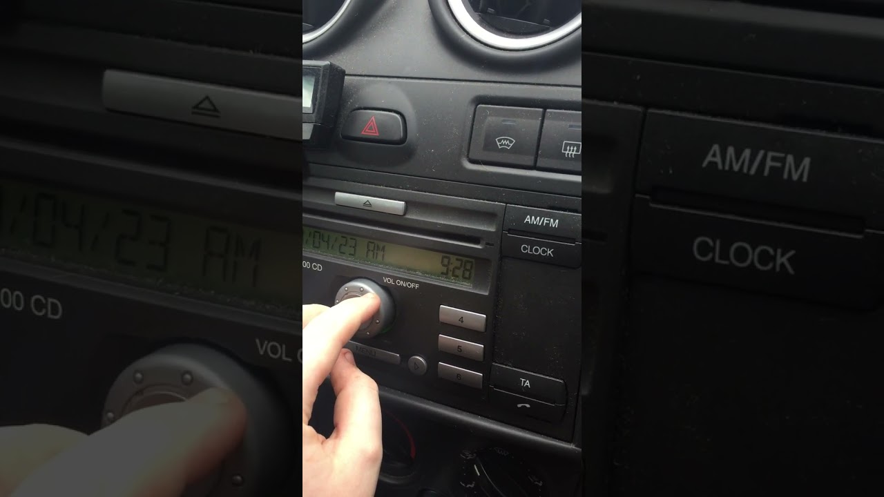 How to set the time in your 2007 ford Fiesta