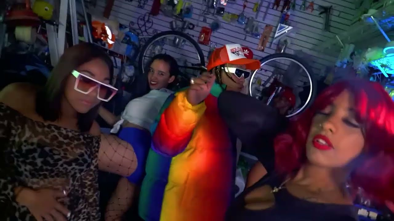 KALY OCHO - HOYO 🕳 👅 (VIDEO OFICIAL)