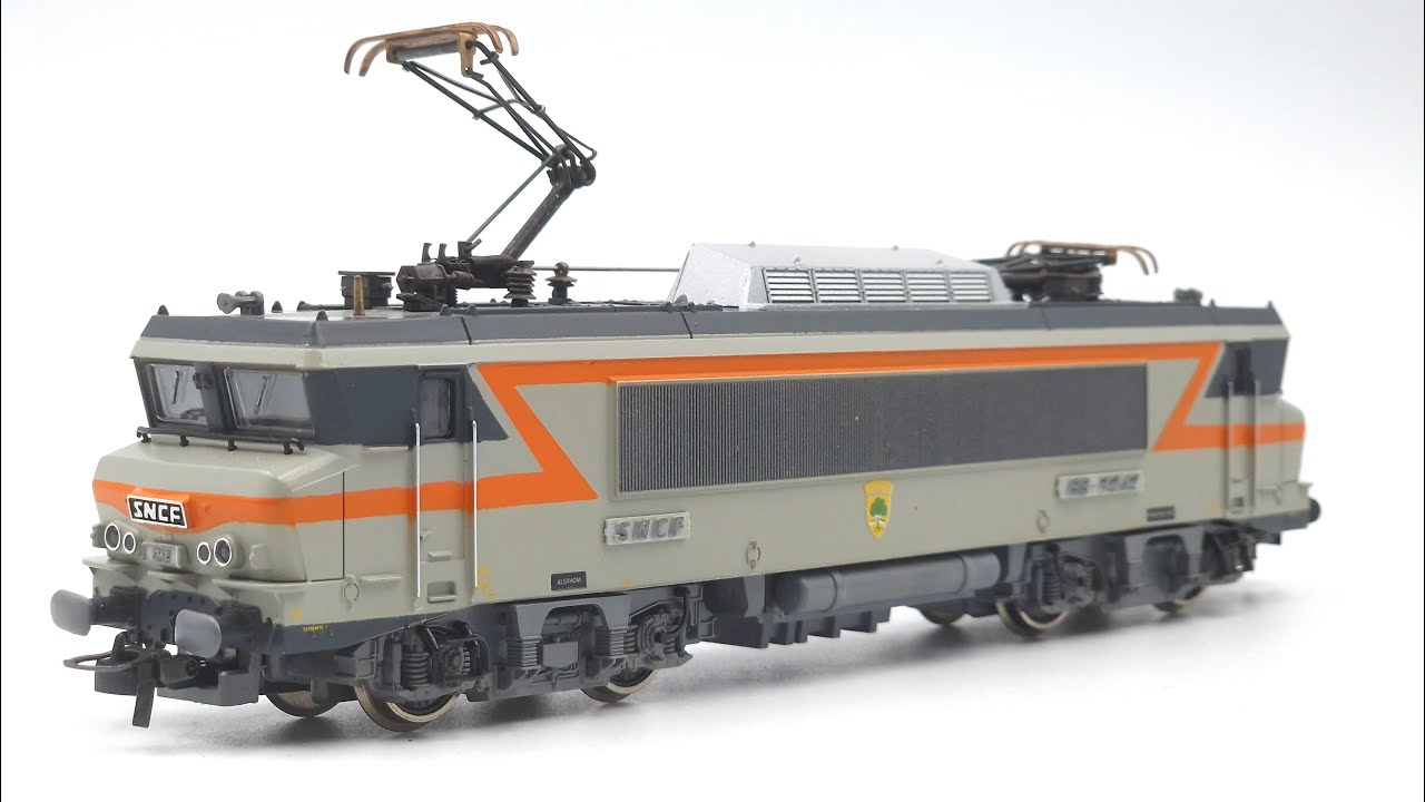 ROCO REF 041642 ECH HO LOCOMOTIVE BB 7200 SNCF