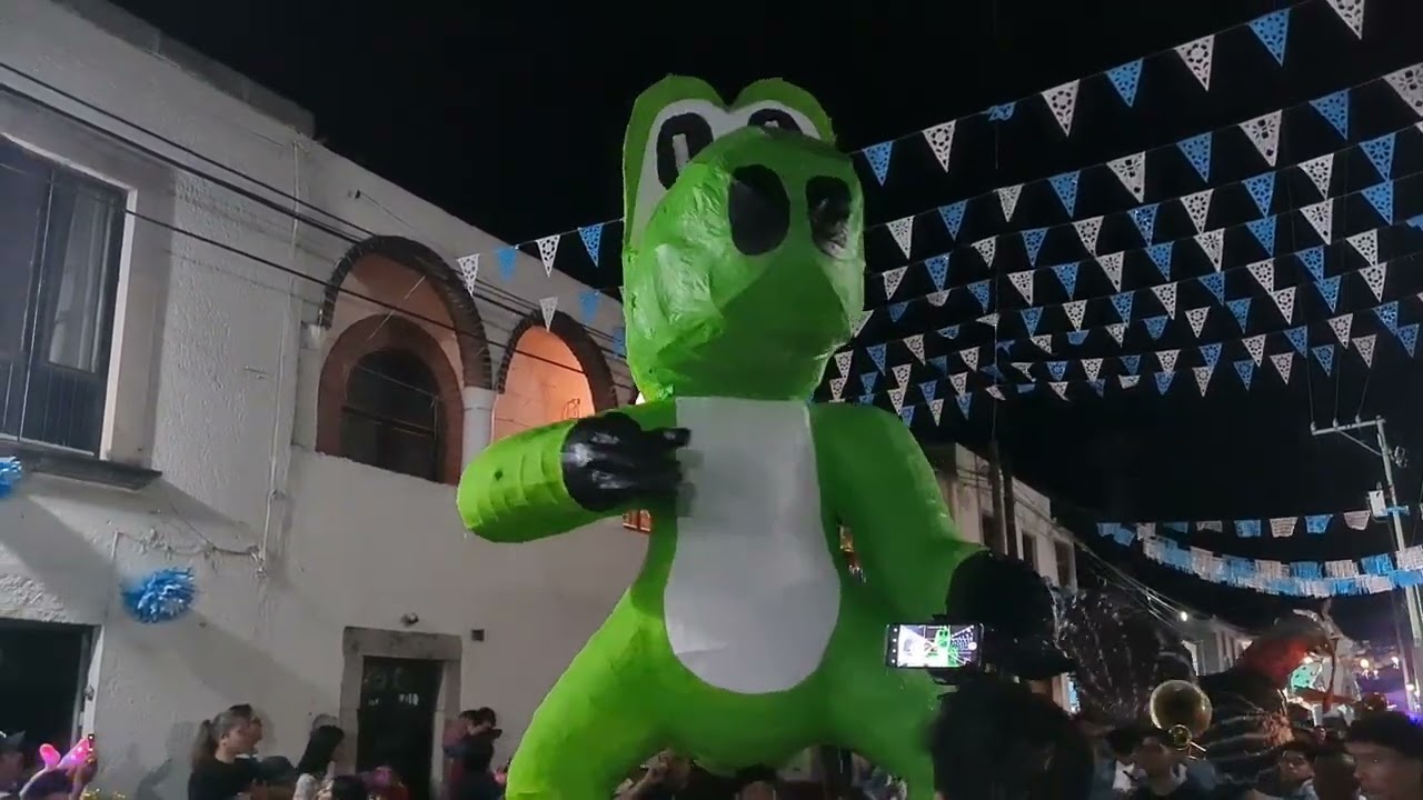 #convite 2025 en #Cuitzeo noche de #MOJIGANGAS 😀😀