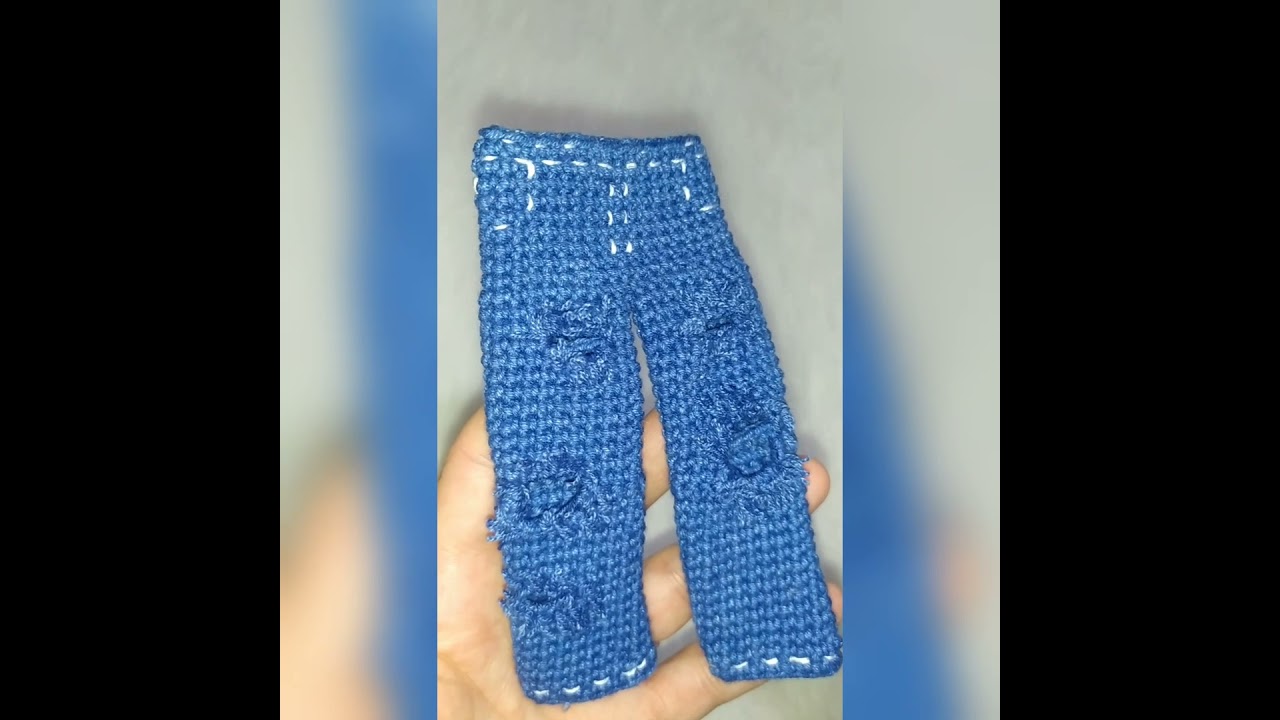 Güneş Bebek yırtık kot detayları eskitme yapımı