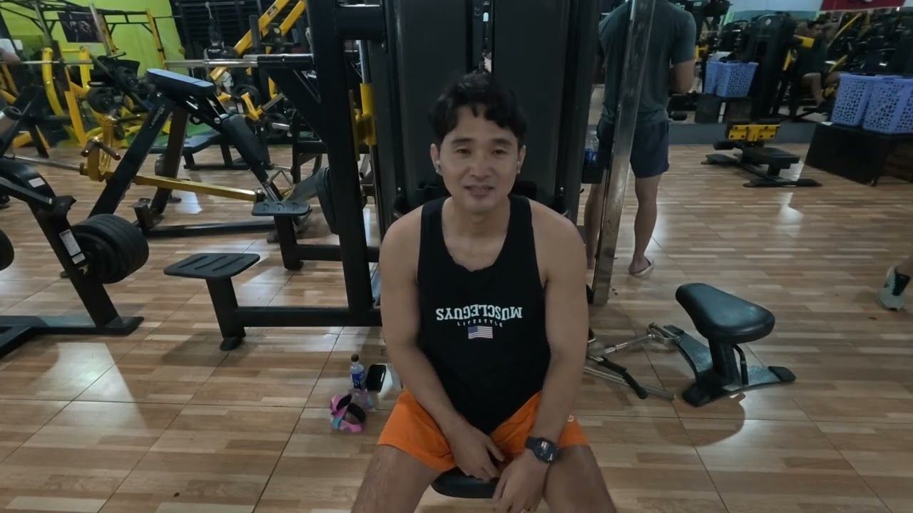 phuquoc gym4 베트남 푸꾸옥 등 운동 찢으려다 내가 찢김...😱 크레아틴 끊은 지 한 달 차 리얼 후기