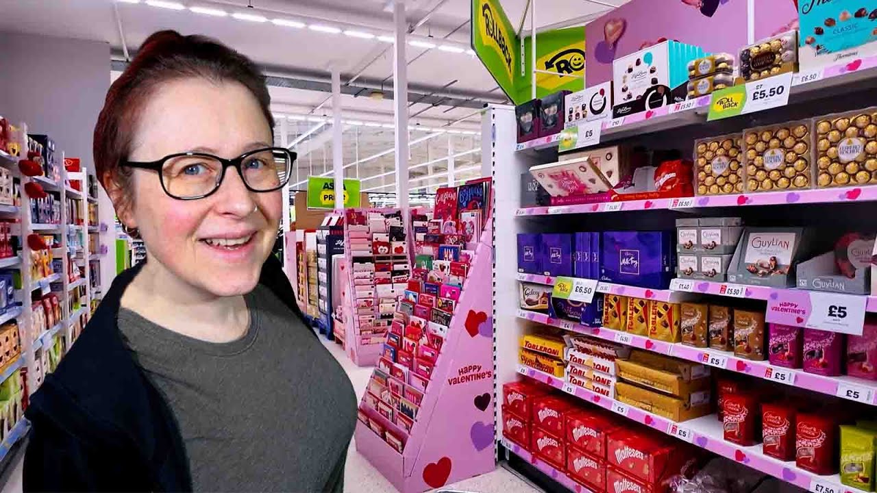 FOOD SHOPPING in B&M BARGAINS, ASDA & LIDL
