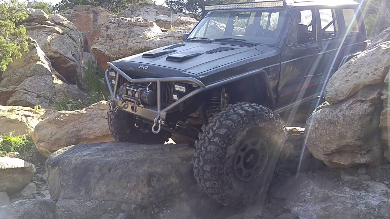 xj on tons and 42s coming down Independence trail in Penrose Co 7/31/16