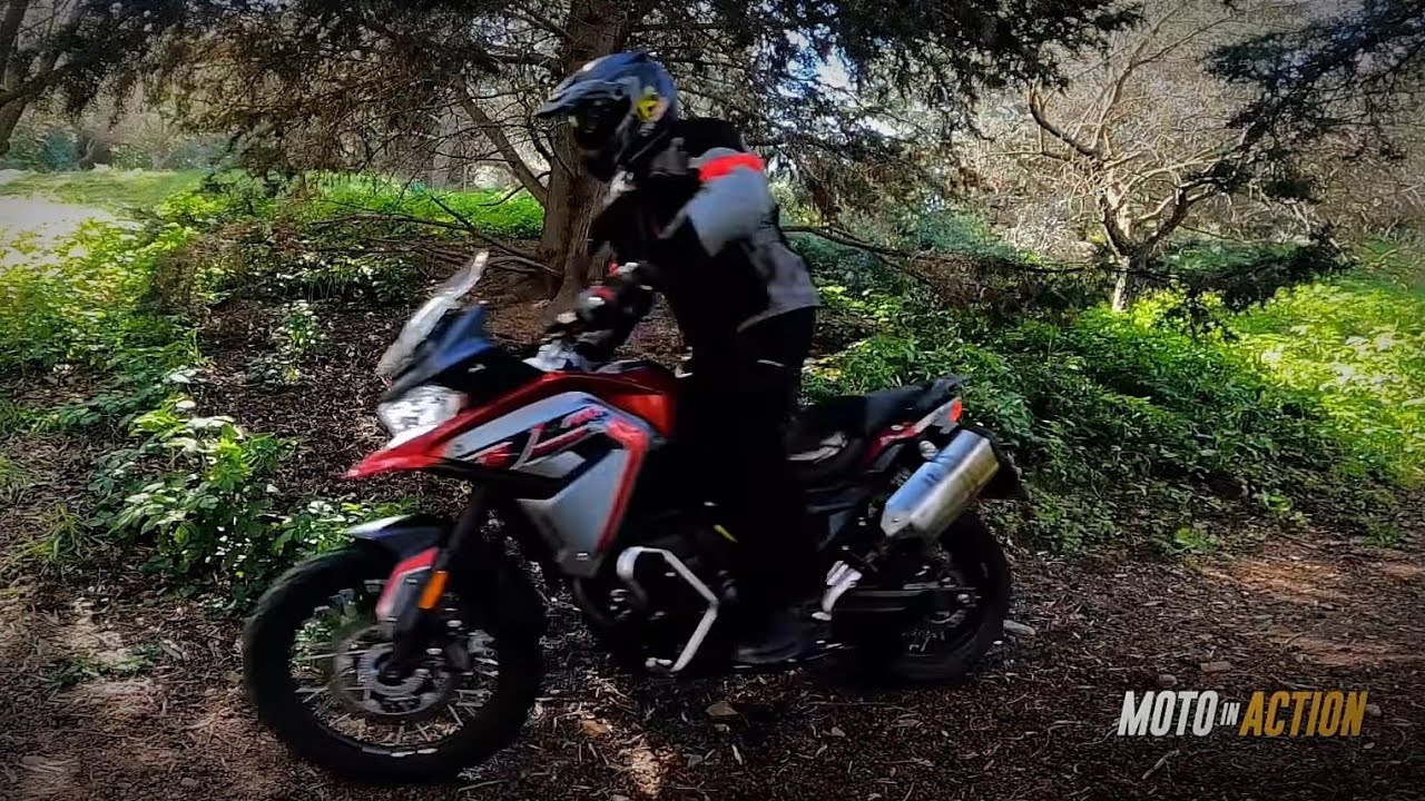 VOGE 650DSX Test Ride Review Moto in Action