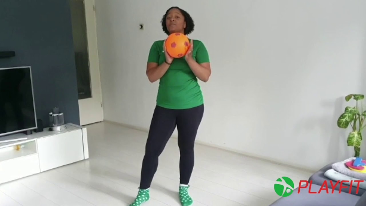 PlayFit - gooien en vangen - met juf Denise - Kleuters