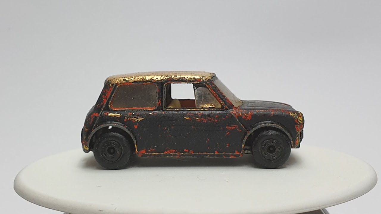 MATCHBOX Custom No.29b Superfast Racing Mini 1970
