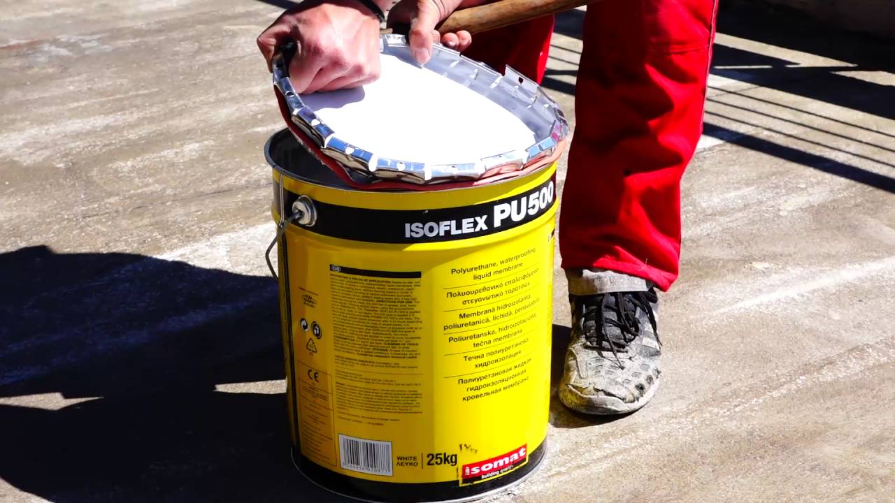 Waterproofing under tiles, on a flat roof, with ISOFLEX PU500