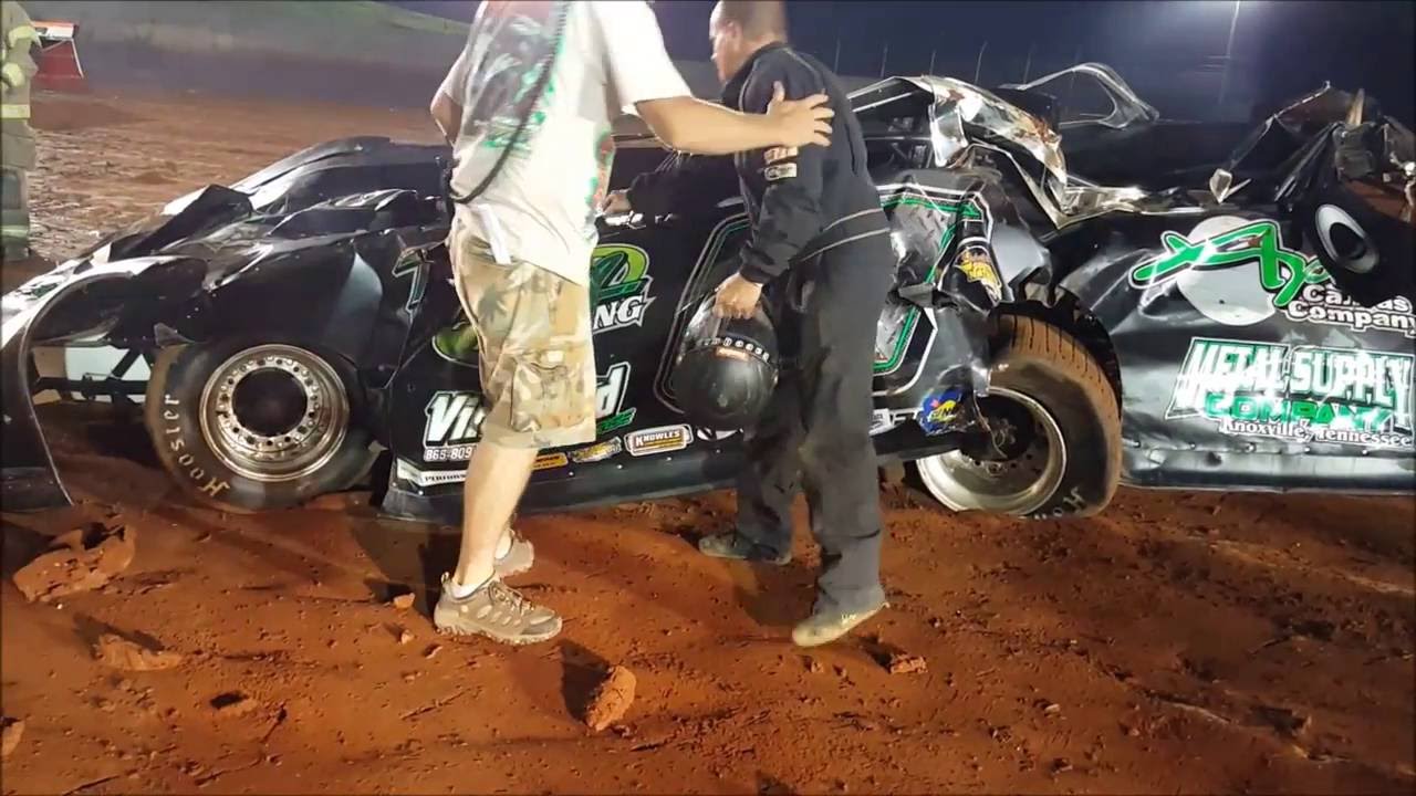 Flip/Wreck - #00 Ruben Mayfield - Late Model - 8-26-16 I-75 Raceway - In-Car Camera
