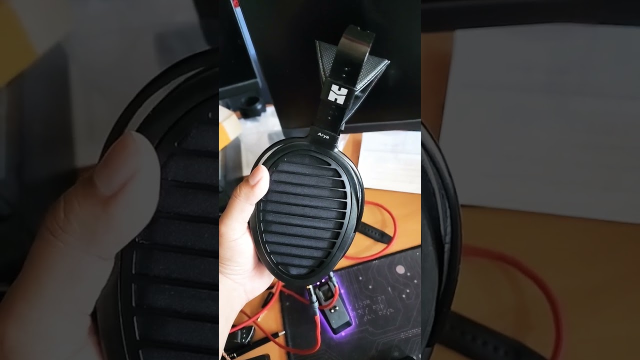 Look to the future reviews! #audiophile #speakers #hometheater #headphones #hifi #youtubereviews