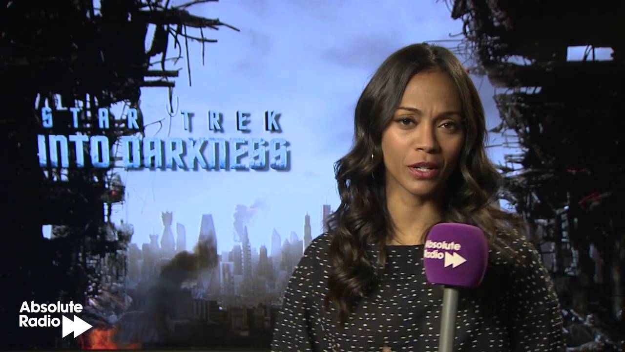Zoe Saldana speaks Klingon!