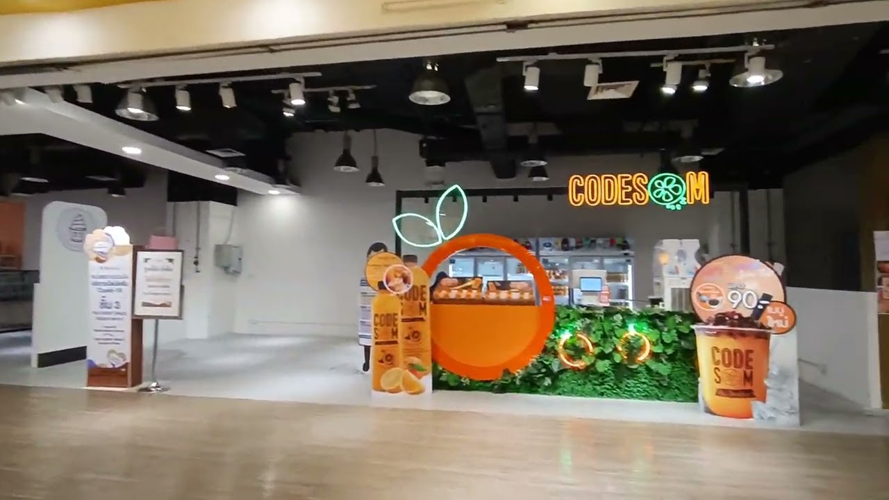 Walk inside Amarin Plaza shopping mall from BTS Chitlom - Bangkok, Malls, Thailand (2022) #malls