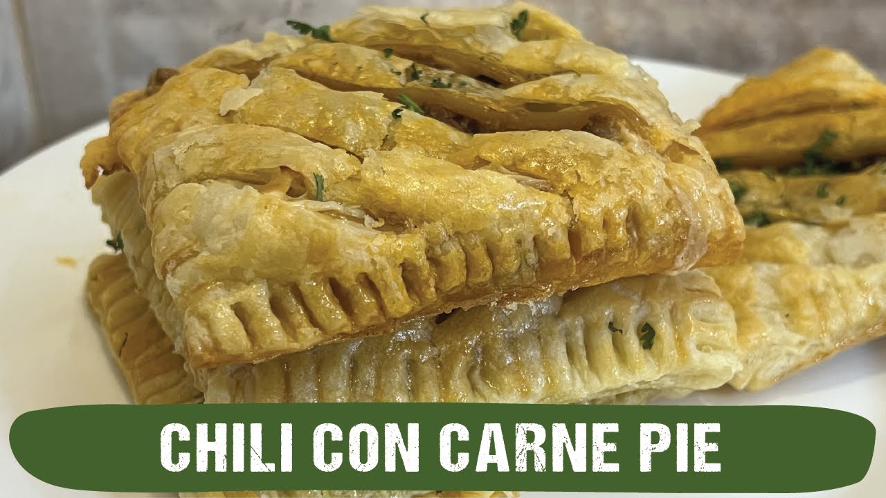 Chili Con Carne Pie | Meaty and Spicy Puff Pastry Pie #cashewed #puffpastry
