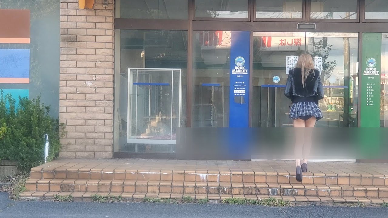 #美脚 #miniskirt #ぱんちら #ミニスカート #強風 強風でミニスカカートを履くと。。。vol,2