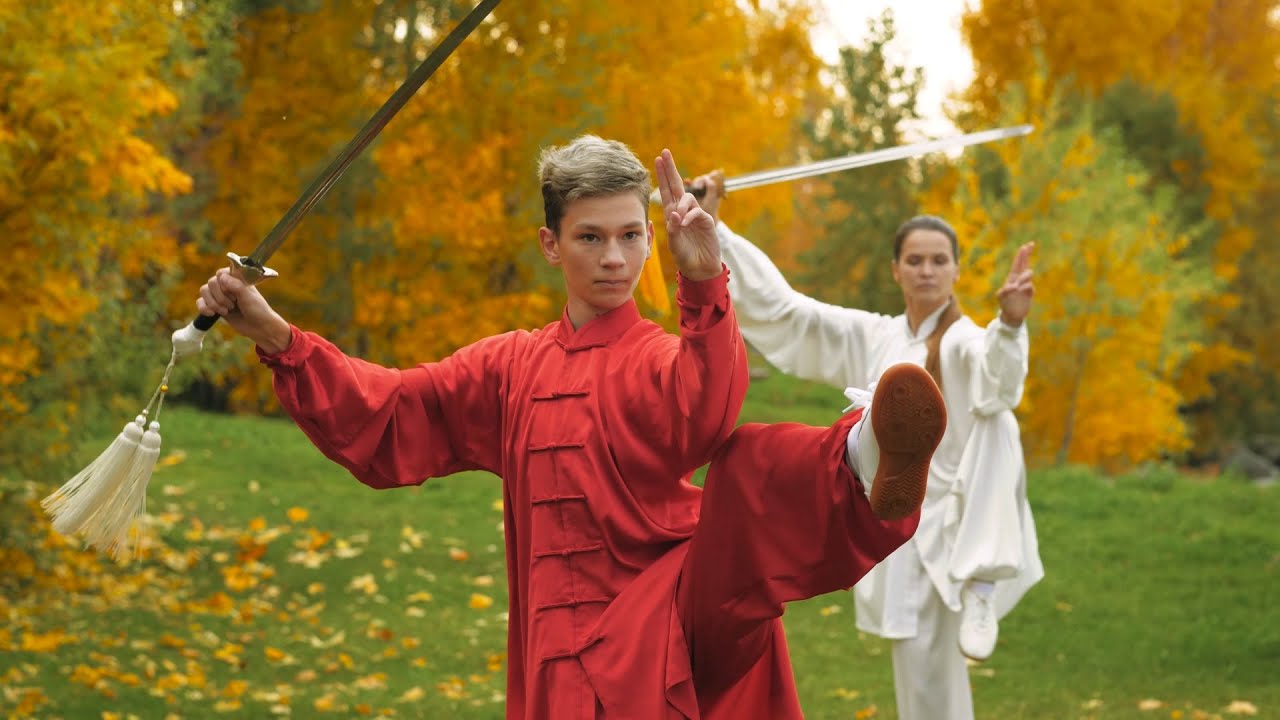 🔴 Tai chi (太极) with kantele, performed by Yu. Smirnova and M. Dedovets. Music by Timo Väänänen.