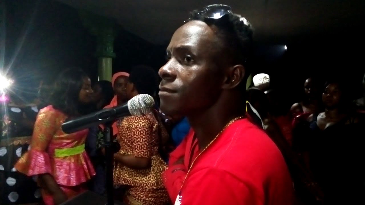 LE KING DU PODHA THIERNO MAMADOU EN LIVE A SAALA JARDIN LABE