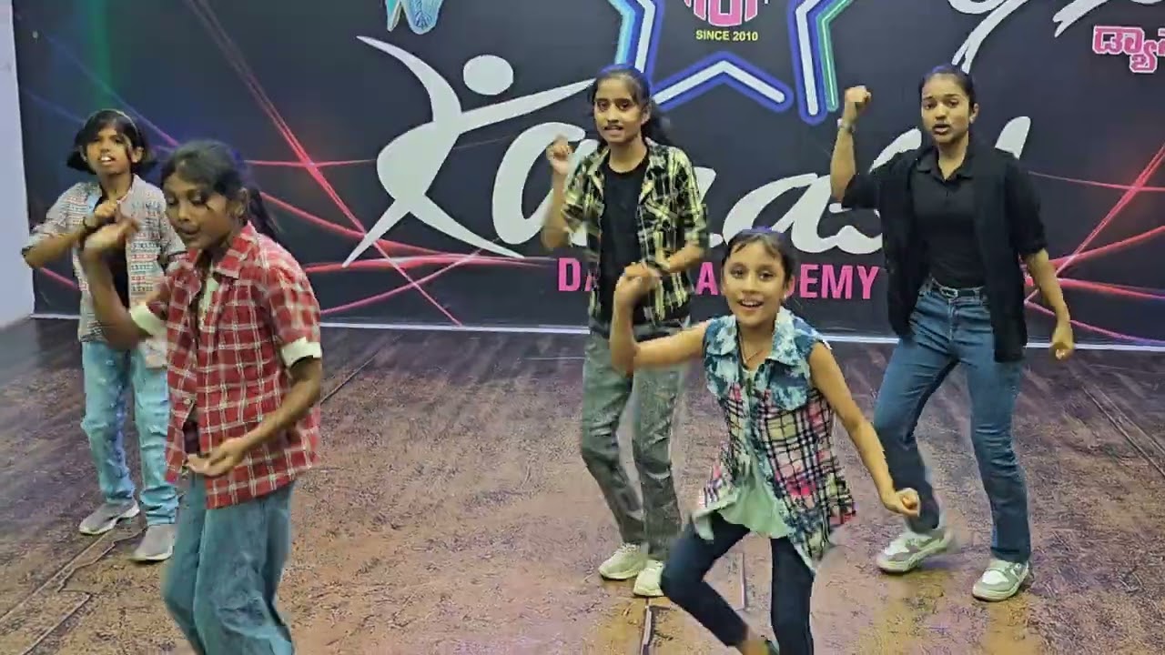 Bangle Bangari Full Dance Choreography || Kanasu Dance Academy Tumakuru || Ekka Kannada Dance Video