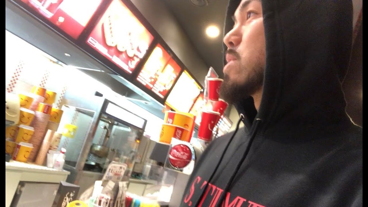 ラッパーのSHOがポップコーンを注文するとこうなる。SHO FREESTYLE TV Part 679