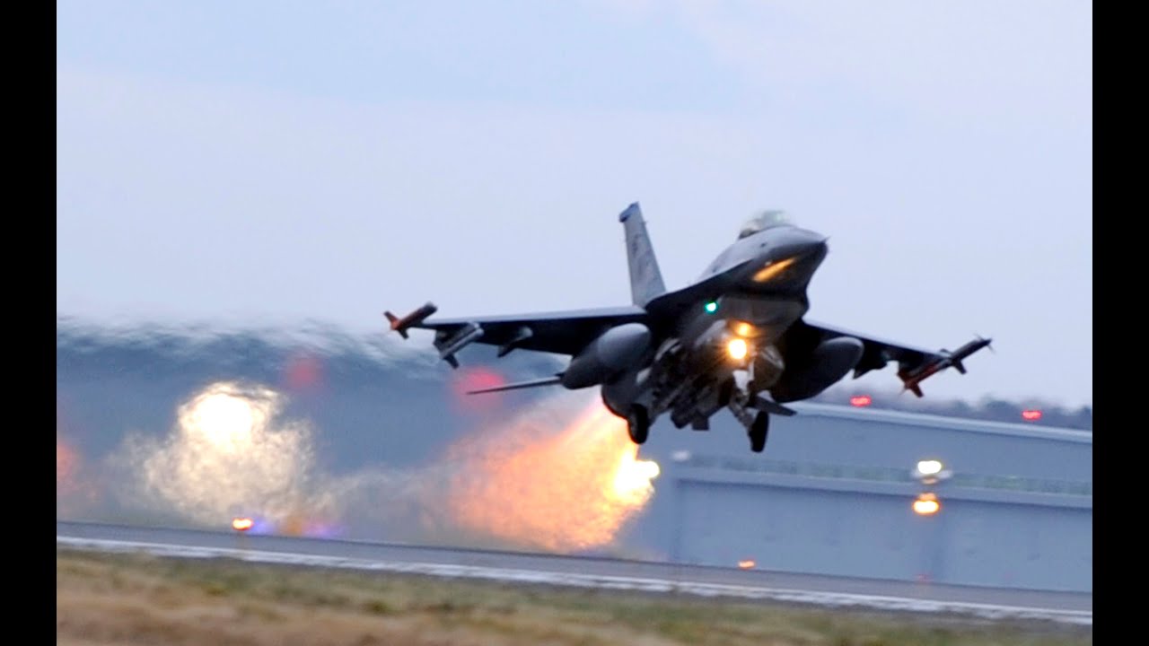 35th Fighter Squadron F-16s Take Off at Kunsan AFB, Korea.