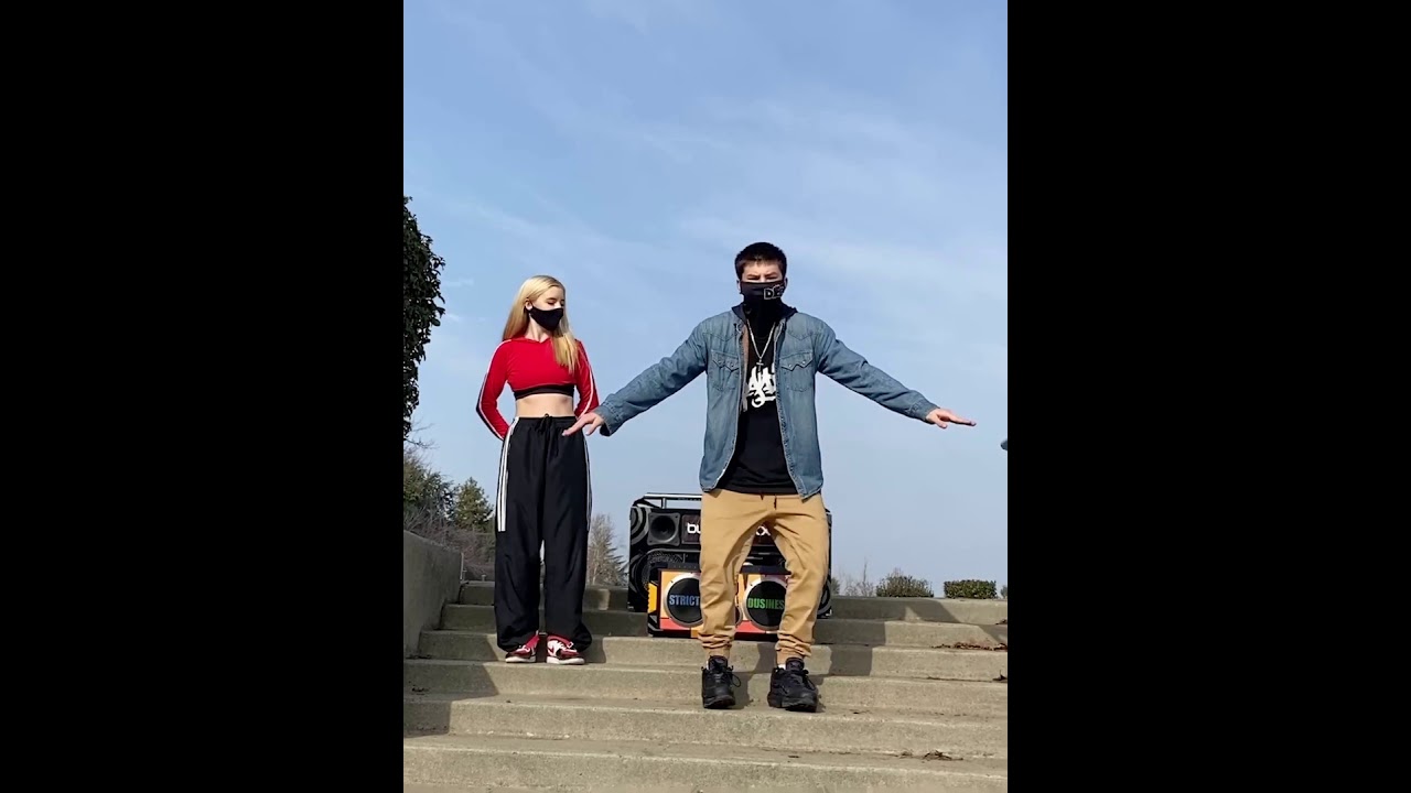 Dem Bague Boyz: Bumpboxx Freestyle Cypher Session with Sarah Phoenix