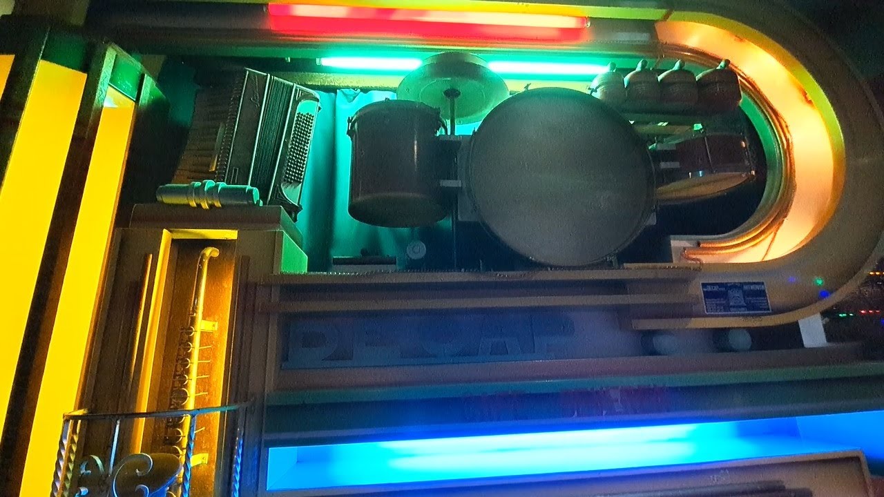 92 key Decap dance organ - Café Beveren - March 2025