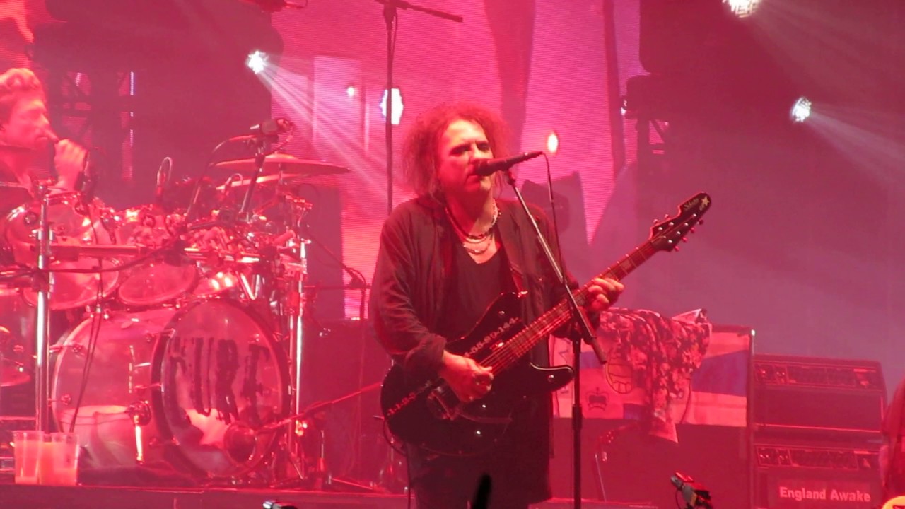 The Cure - Lovesong (Marx Halle)