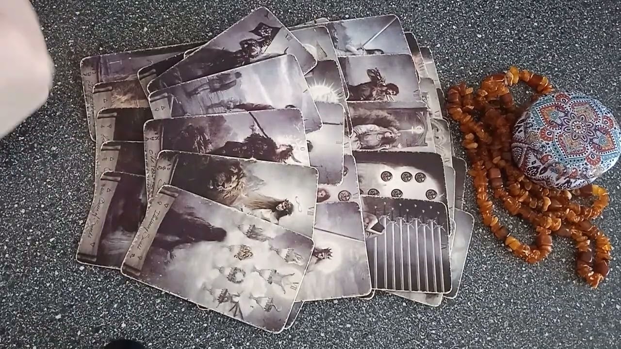 Таро для женщин😆⚖️ На кого он Вас променял🧟‍♀️😂👍т. +79084810007 Telegram