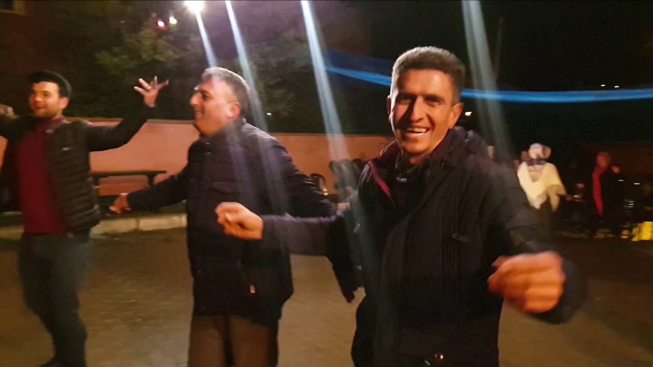 ASKER EĞLENCESİ BOBBİLİ HALAY ERİK DALI  KINA (YOZGAT SORGUN GEDİKHASANLI KÖYÜ)