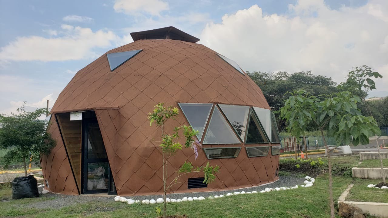 Construcción del Domo Geodésico Impulso Verde