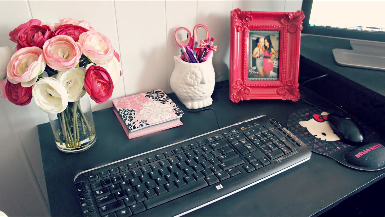 Room Decor: Office/Desk Space Tour and Ideas