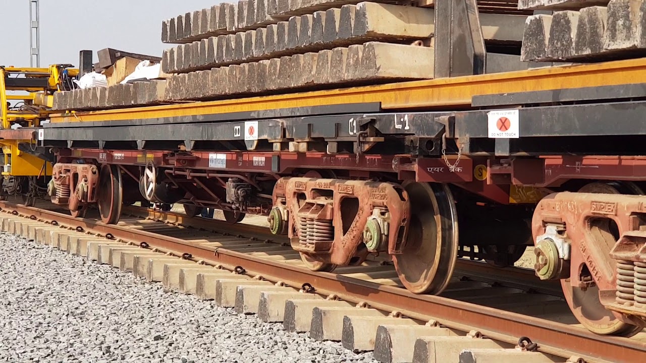 New Track Construction (NTC) machine lays 1.5 km of track per day in DFC | News Station