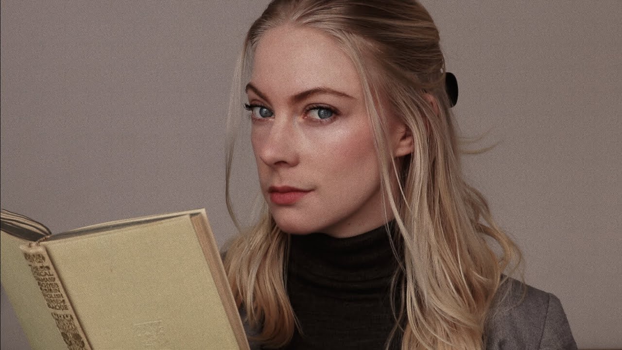 ASMR Dark Academia Triggers (Soft Spoken New Zealand Accent, Page Turning, Chess, Lo-fi)