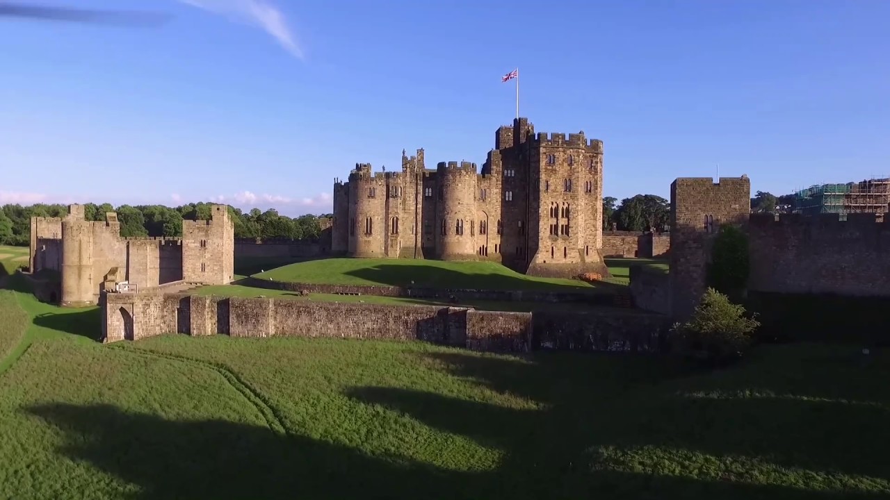 Alnwick Castle with drone (HD!!)