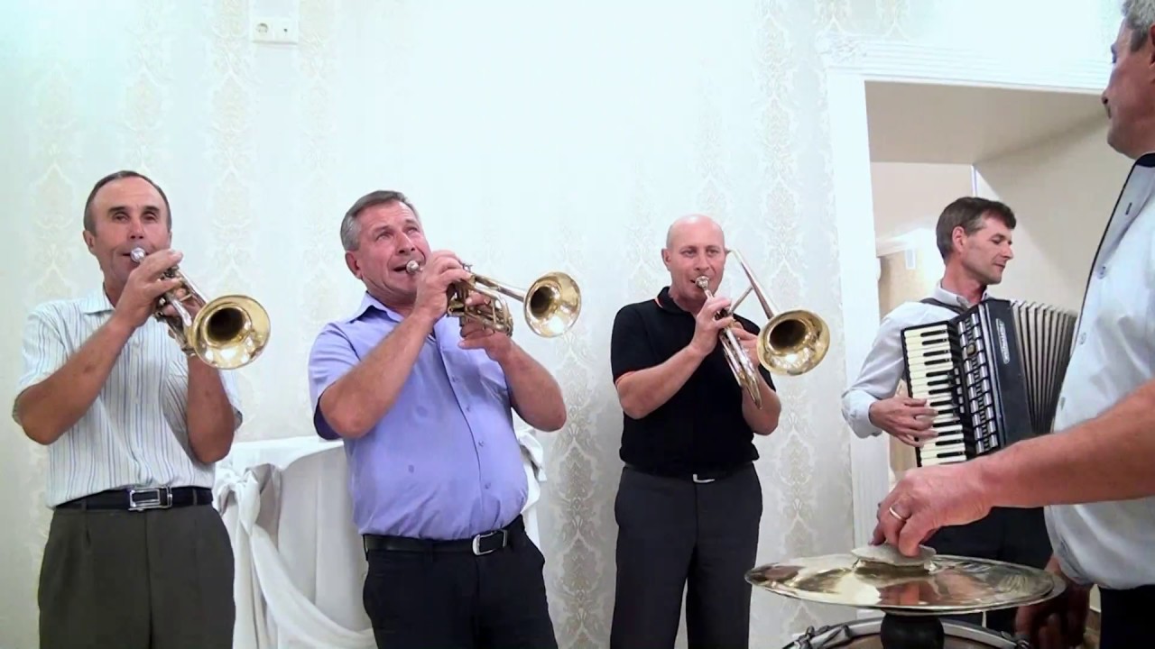 духові музики