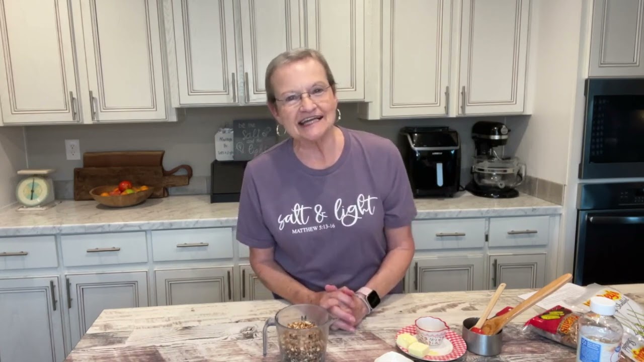Microwave Pecan Brittle | Easy recipe for pecan or peanut brittle | Mama Sue's Southern recipes