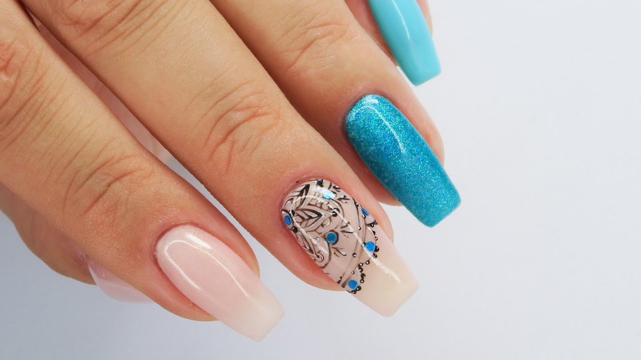 Mandala nails art tutorial / Cuccio