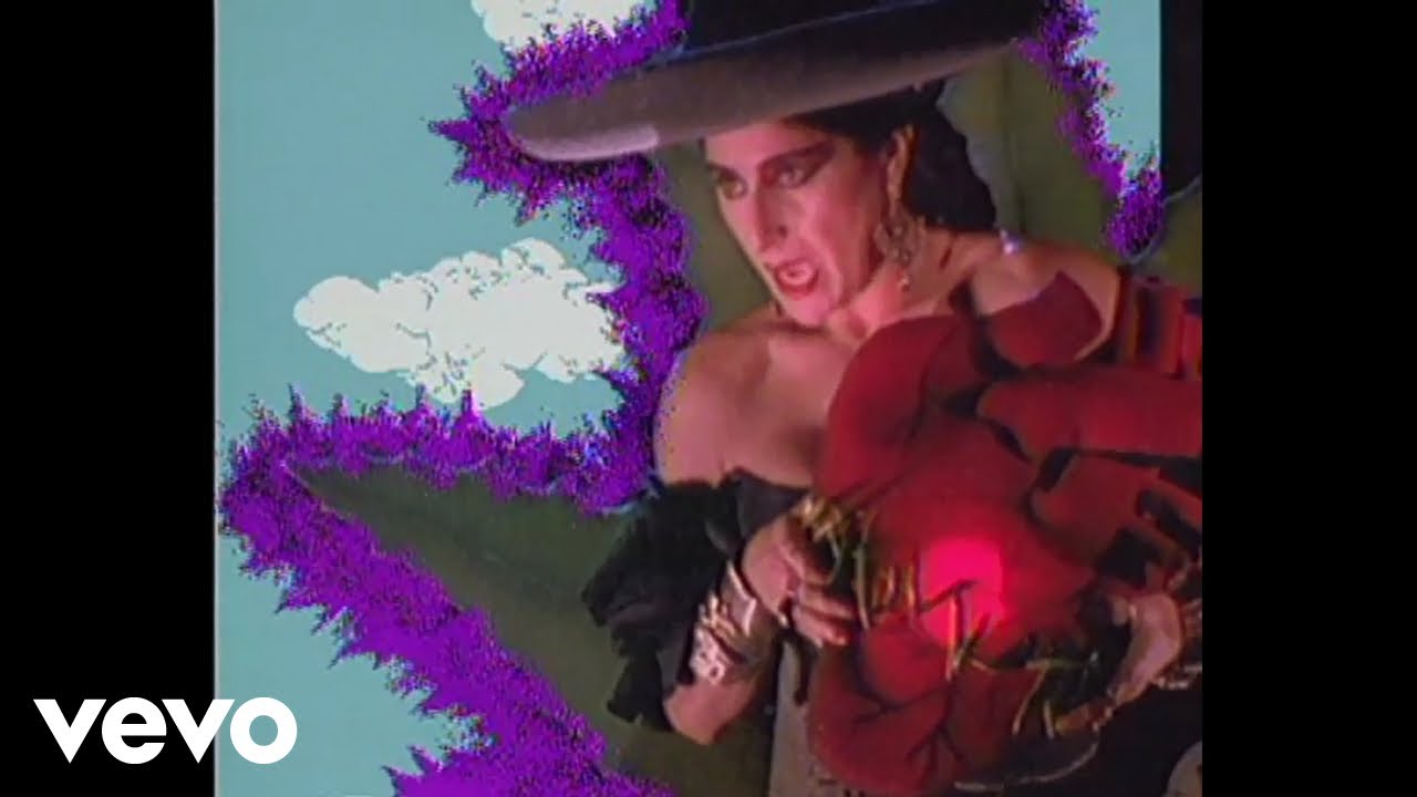 Astrid Hadad - Corazón Sangrante