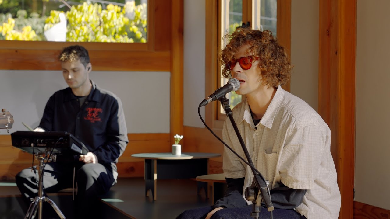 almost monday - broken people | kiwa LIVE session