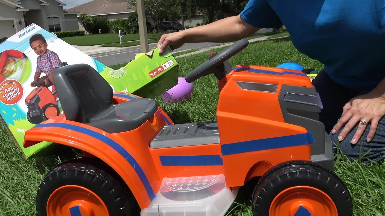 Mow & Go Lawn Mower Toy Review | 6 Volt Ride On Toy by Kid Trax | With Toddler Testing 4K