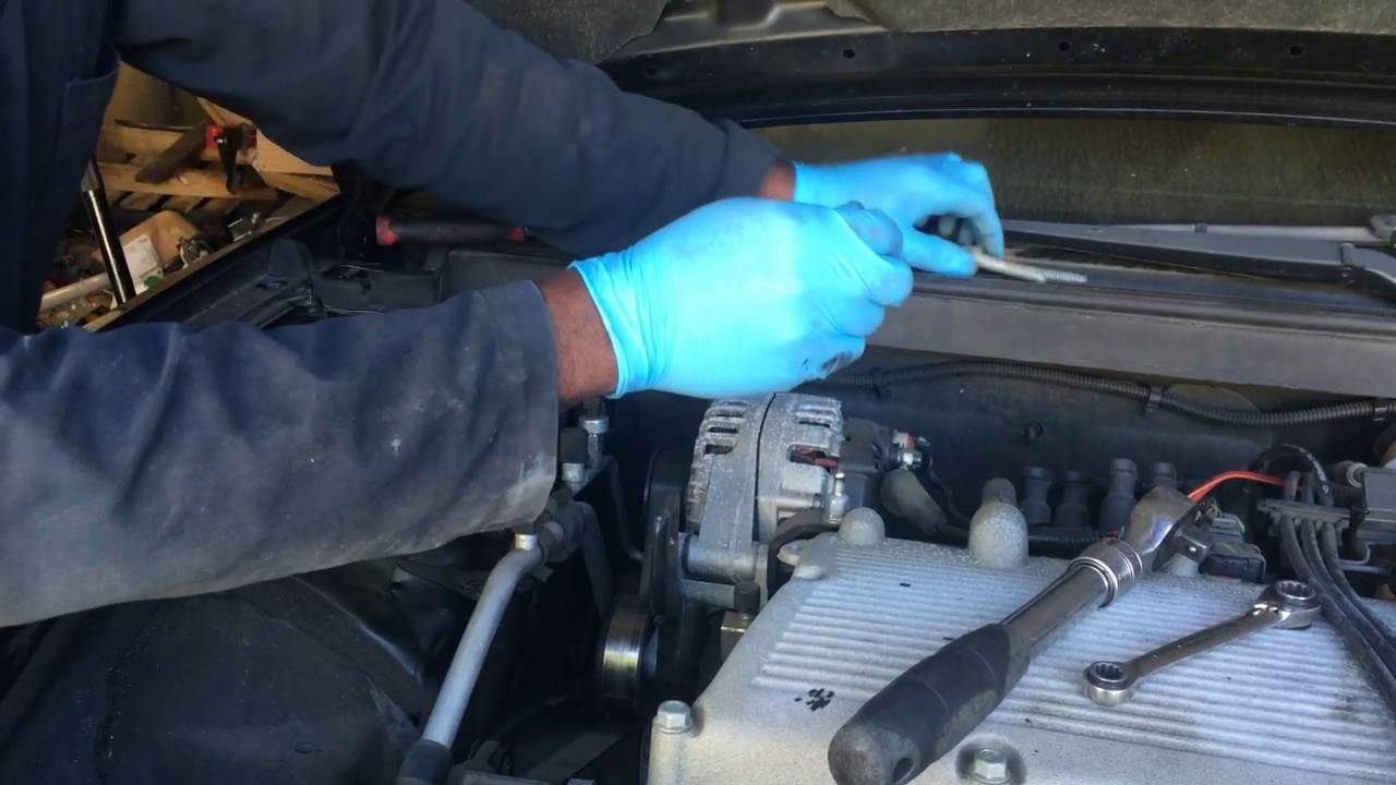 HHOW TO REPLACE THE ALTERNATOR ON 2006 PONTIAC G6