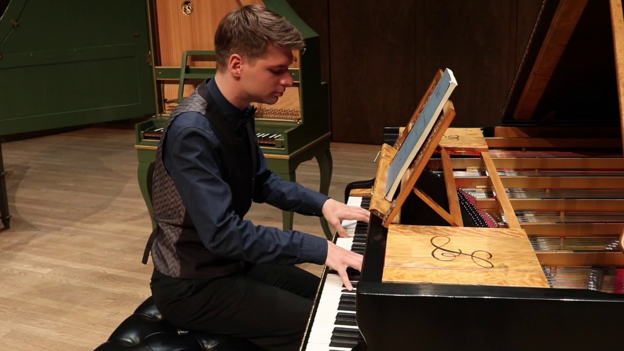 Piano Erard - Pr&eacute;lude en do mineur OP.28 (no&deg;20)