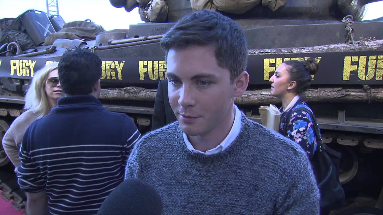 Fury: Logan Lerman 